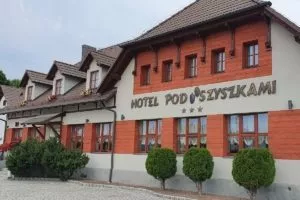Land-gut-Hotel Zajazd Pod Szyszkami